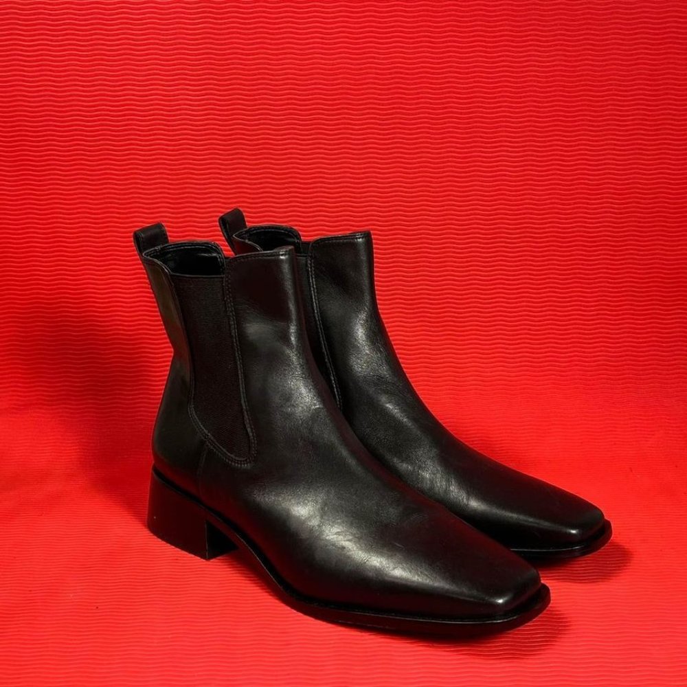 Women’s Sam Edelman Black Thelma Chelsea Boots Sz 10.5